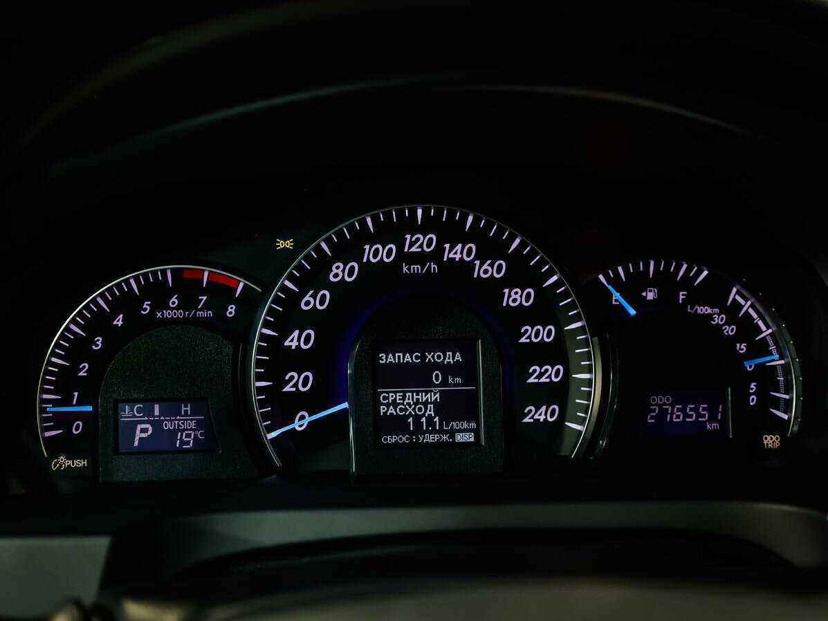 Купить Toyota Camry, 2013, 276 551 км.. Фото: #17