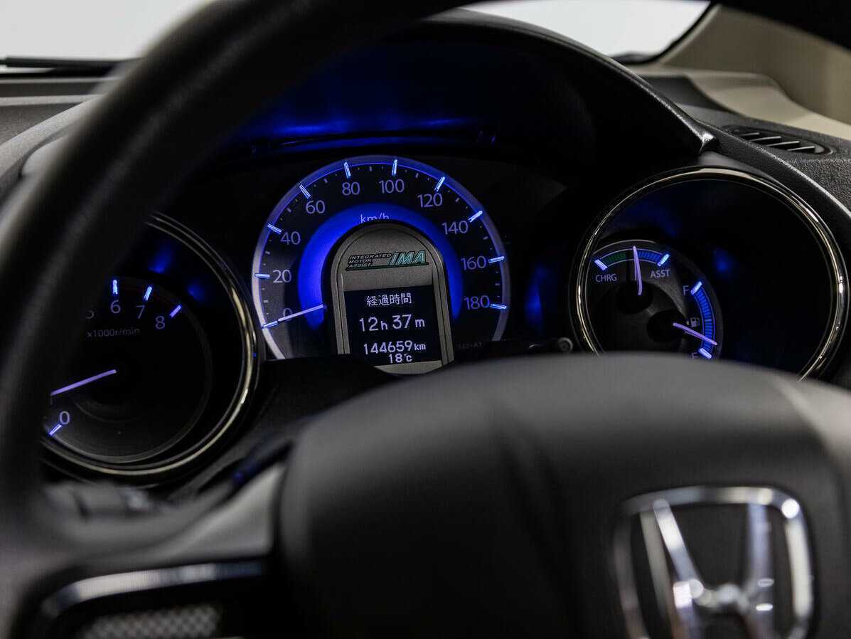 Купить Honda Fit Shuttle, 2013, 144 645 км.. Фото: #11