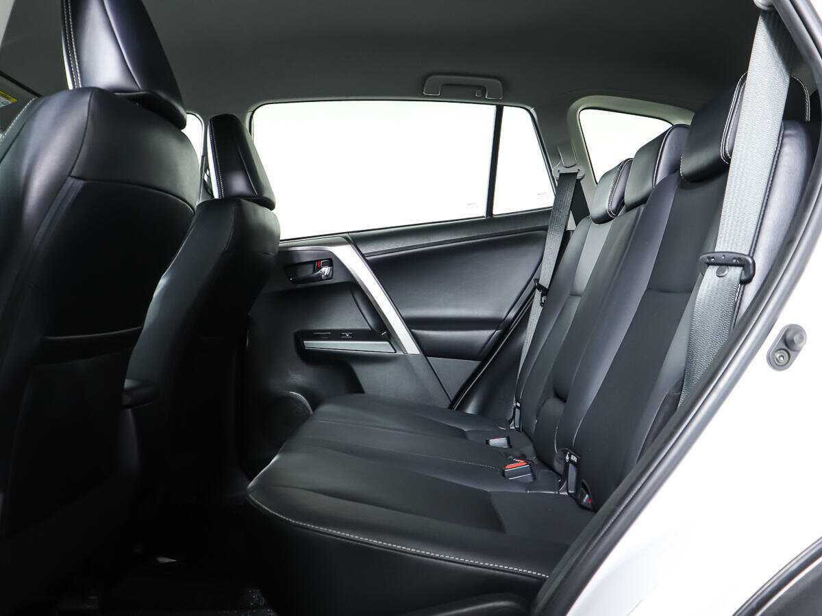 Купить Toyota RAV4, 2018, 130 044 км.. Фото: #8