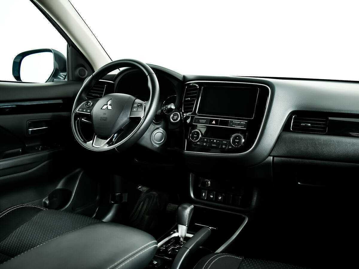 Купить Mitsubishi Outlander, 2019, 77 333 км.. Фото: #8