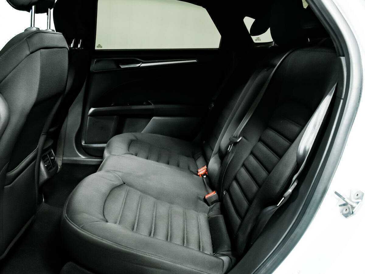 Купить Ford Mondeo, 2015, 156 135 км.. Фото: #11