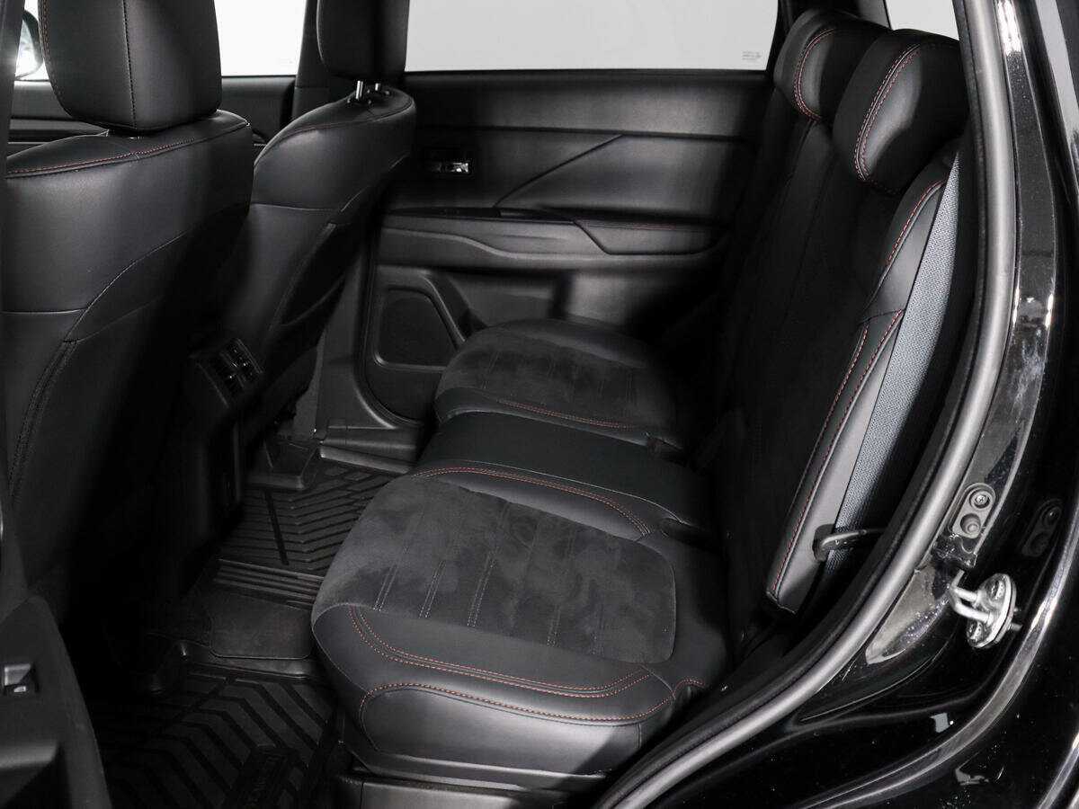 Купить Mitsubishi Outlander, 2020, 71 279 км.. Фото: #13