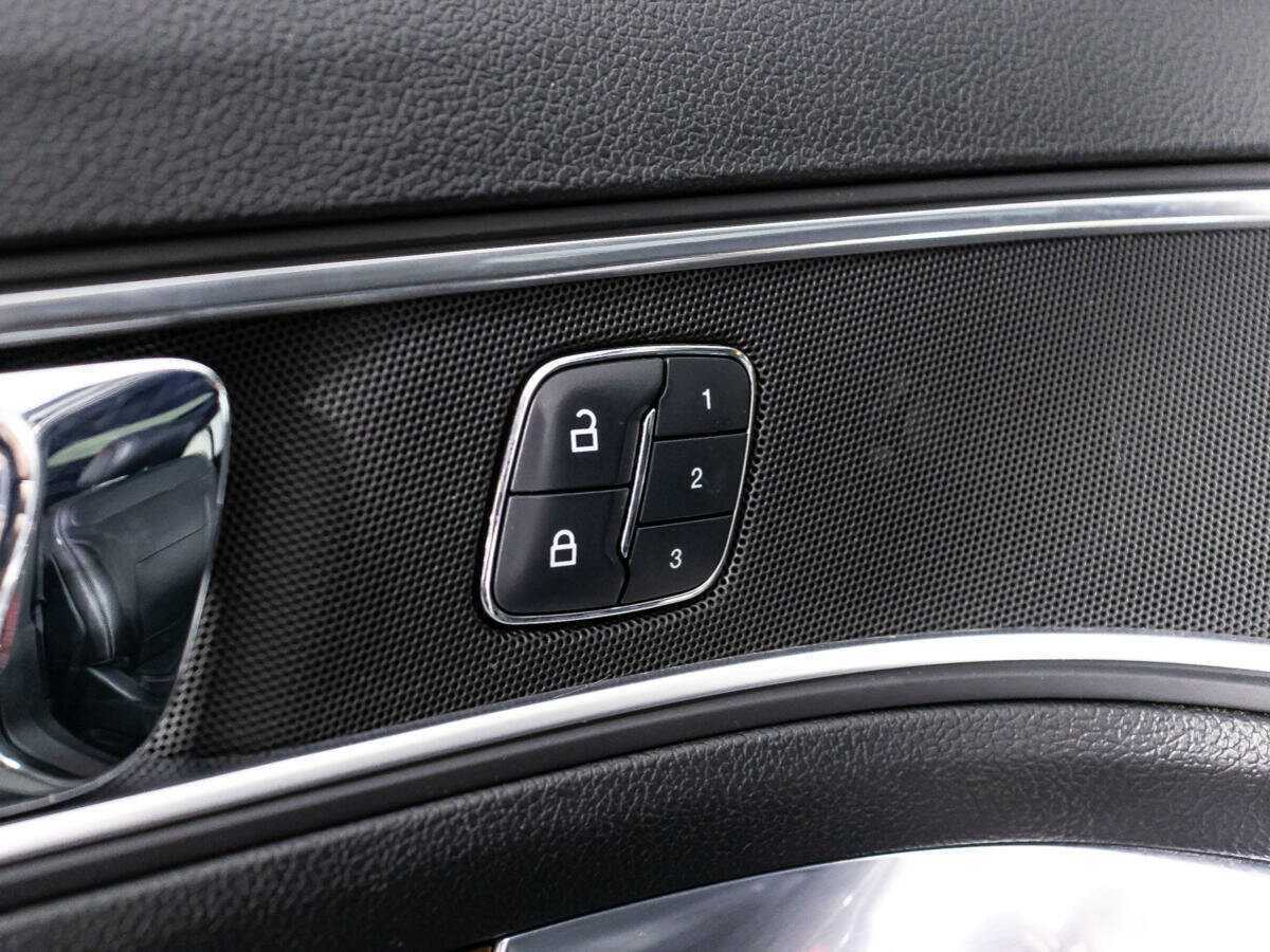 Купить Ford Explorer, 2017, 209 239 км.. Фото: #16