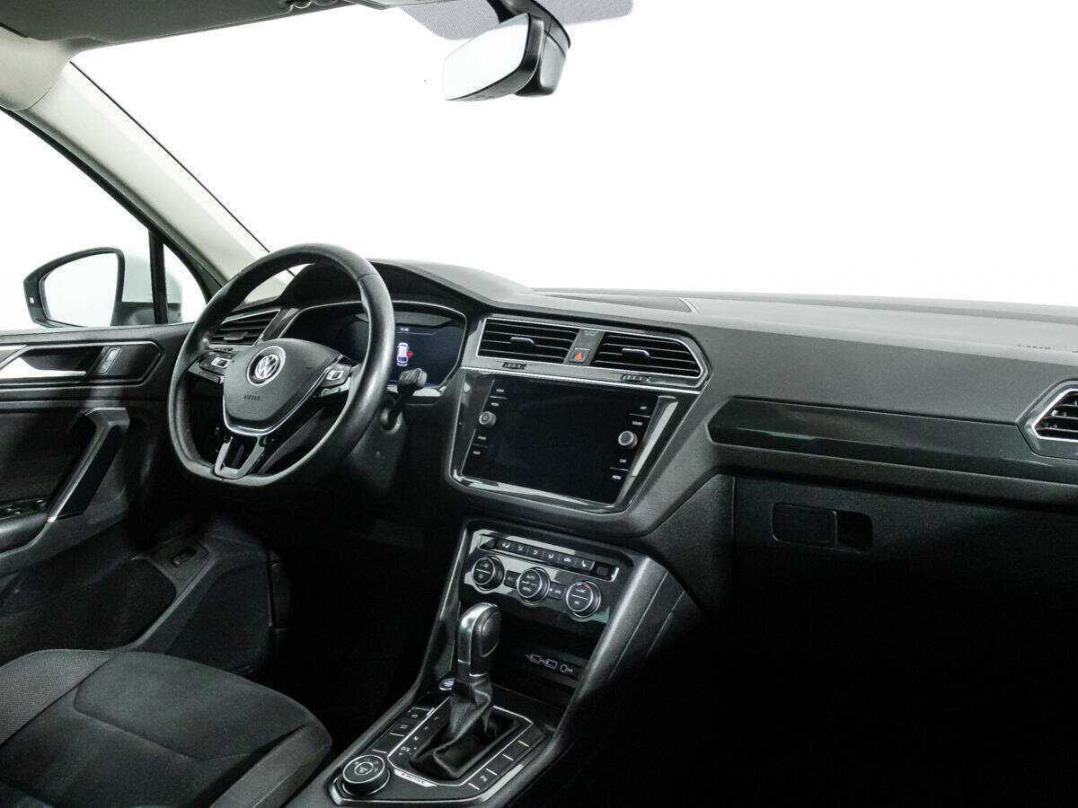 Купить Volkswagen Tiguan, 2018, 104 901 км.. Фото: #8