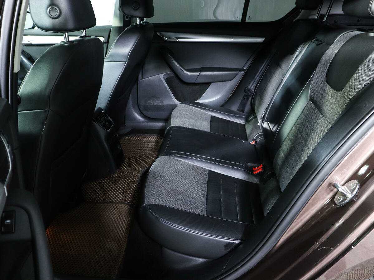 Купить Шкода Октавия, 2013, 123 757 км.. Фото: #7