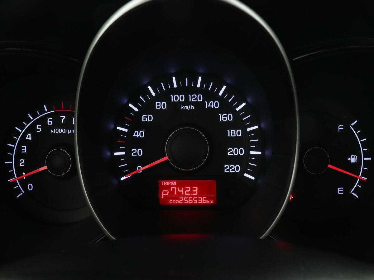 Купить Kia Rio, 2013, 256 533 км.. Фото: #10