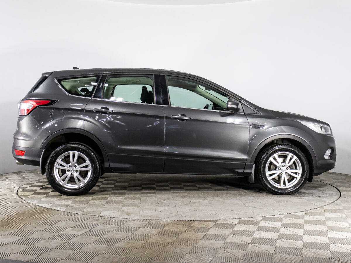 Купить Ford Kuga, 2017, 81 760 км.. Фото: #3