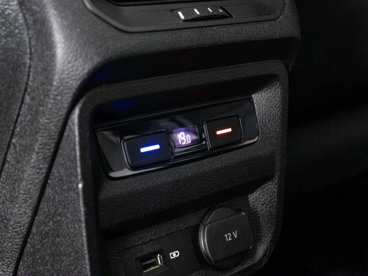 Купить Volkswagen Tiguan, 2020, 71 200 км.. Фото: #18