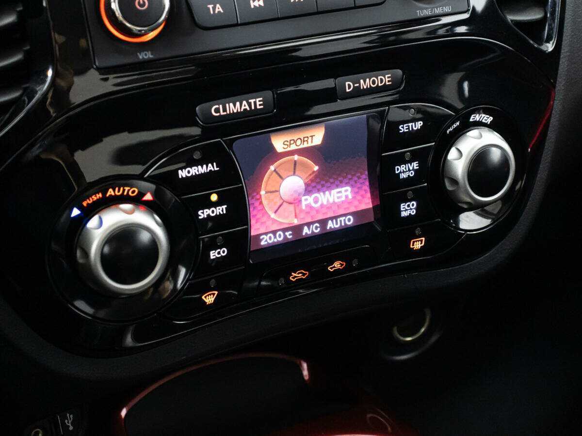 Купить Nissan Juke, 2014, 142 158 км.. Фото: #14