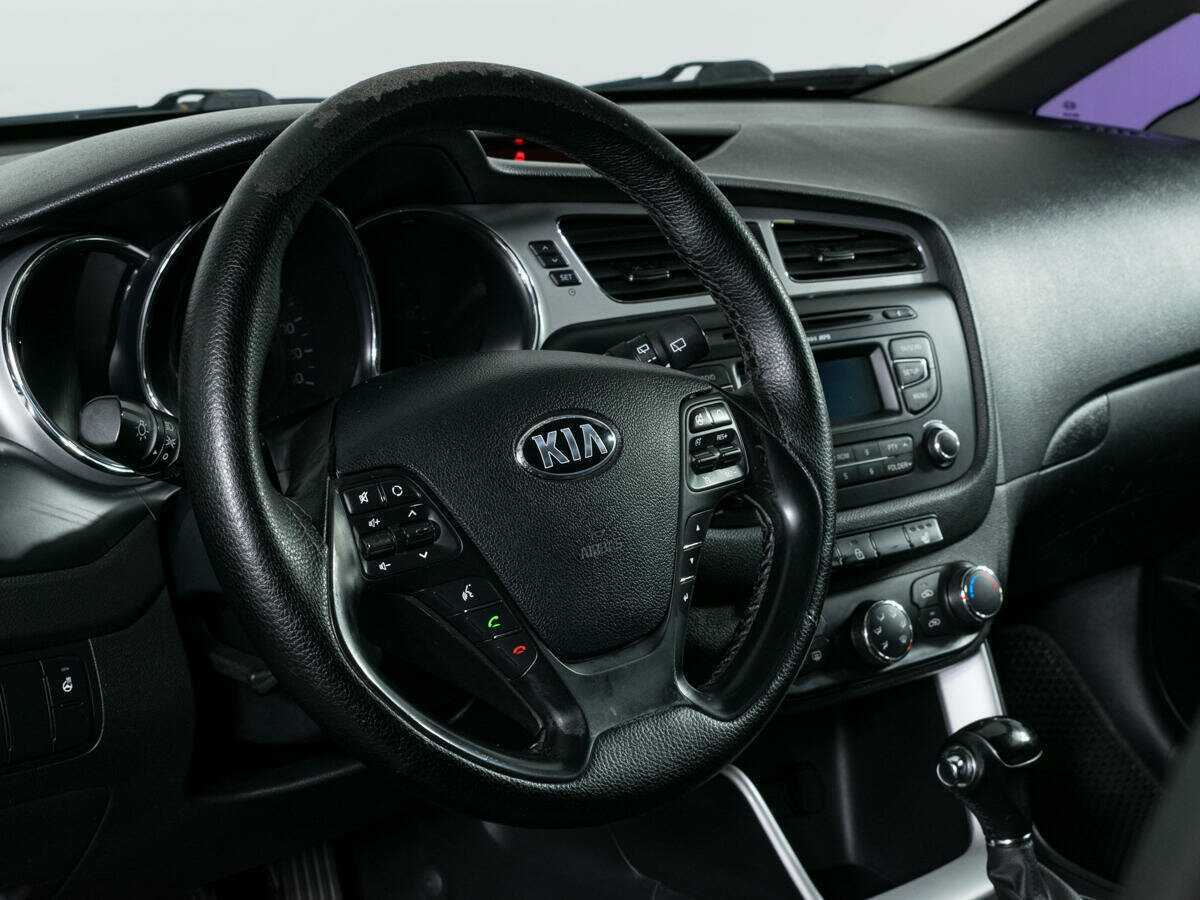 Купить Kia Ceed, 2012, 190 408 км.. Фото: #11