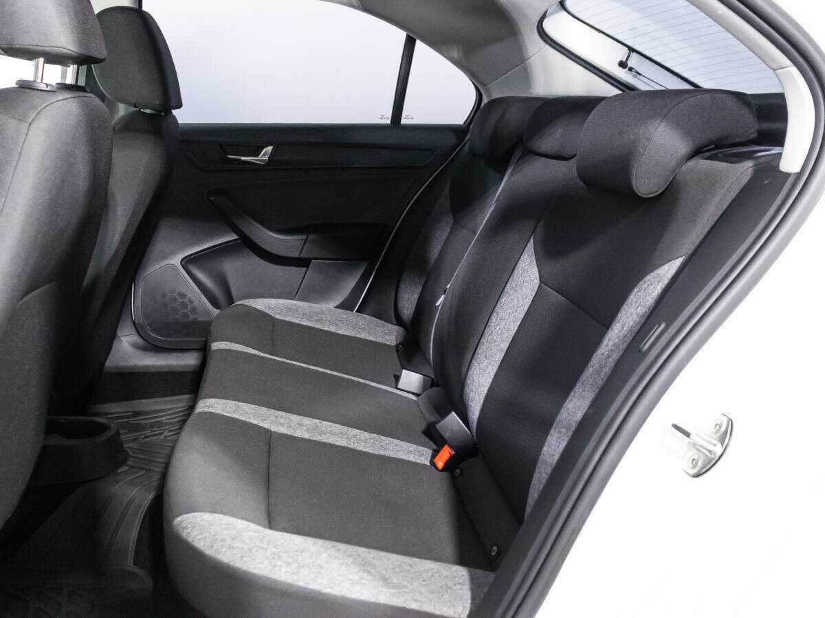 Купить Skoda Rapid, 2021, 112 982 км.. Фото: #9