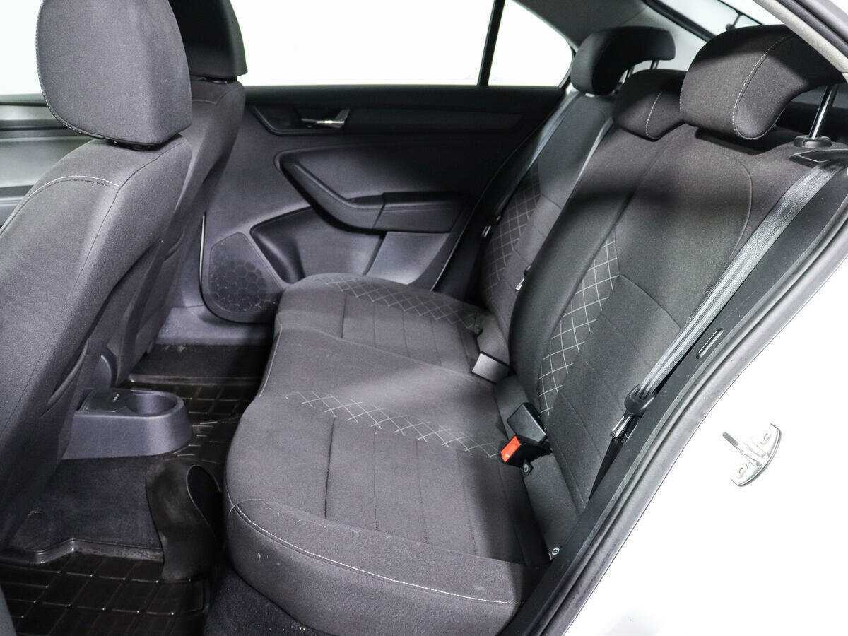 Купить Skoda Rapid, 2020, 152 159 км.. Фото: #9