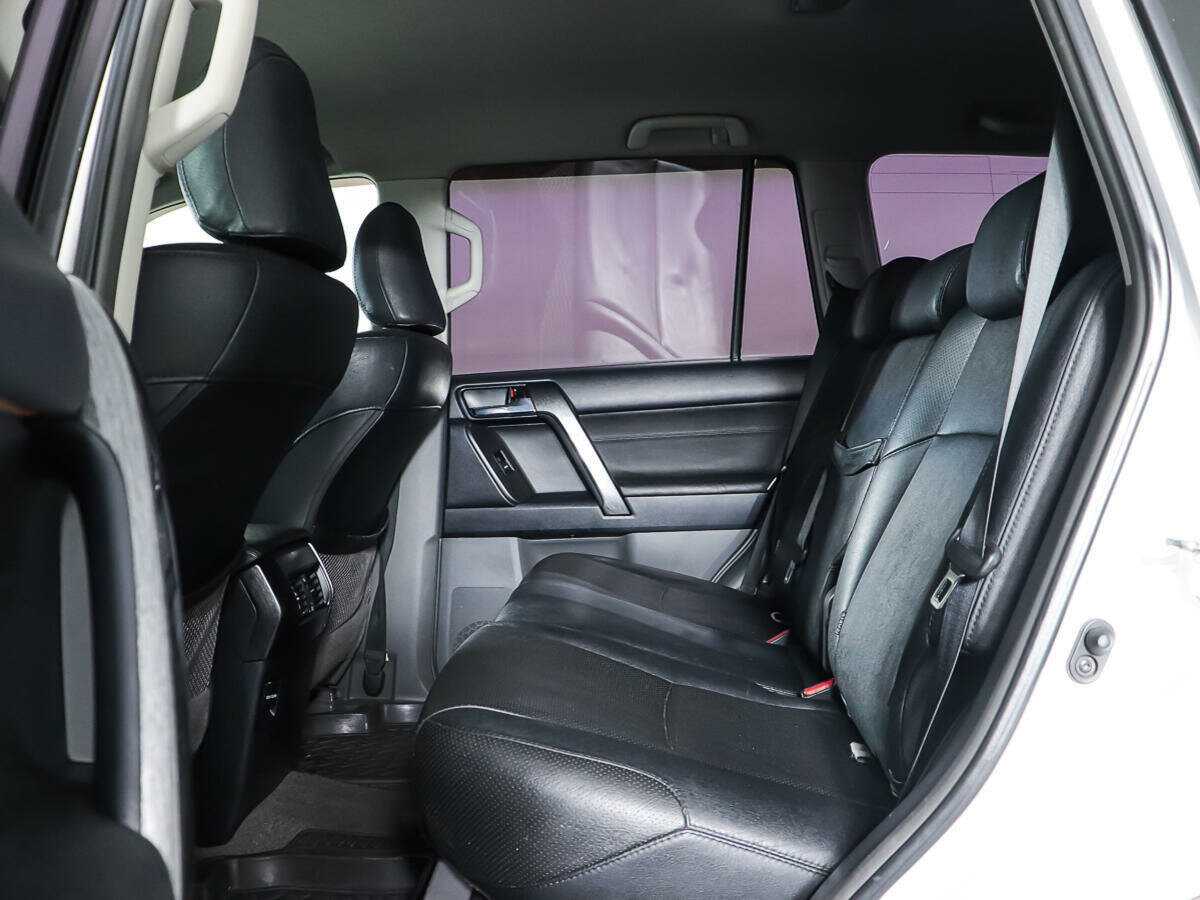 Купить Toyota Land Cruiser Prado, 2012, 240 822 км.. Фото: #9