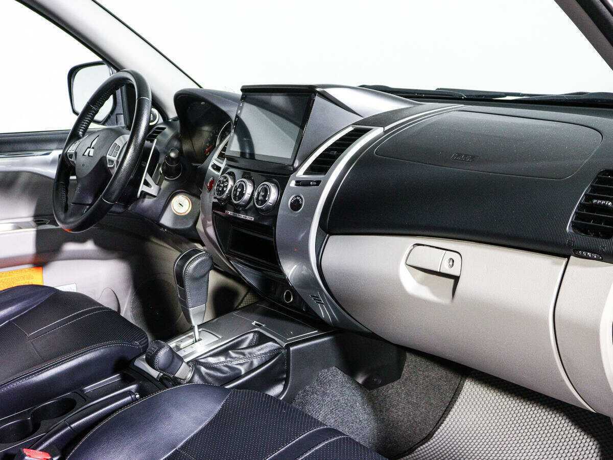 Купить Mitsubishi Pajero Sport, 2012, 53 231 км.. Фото: #5