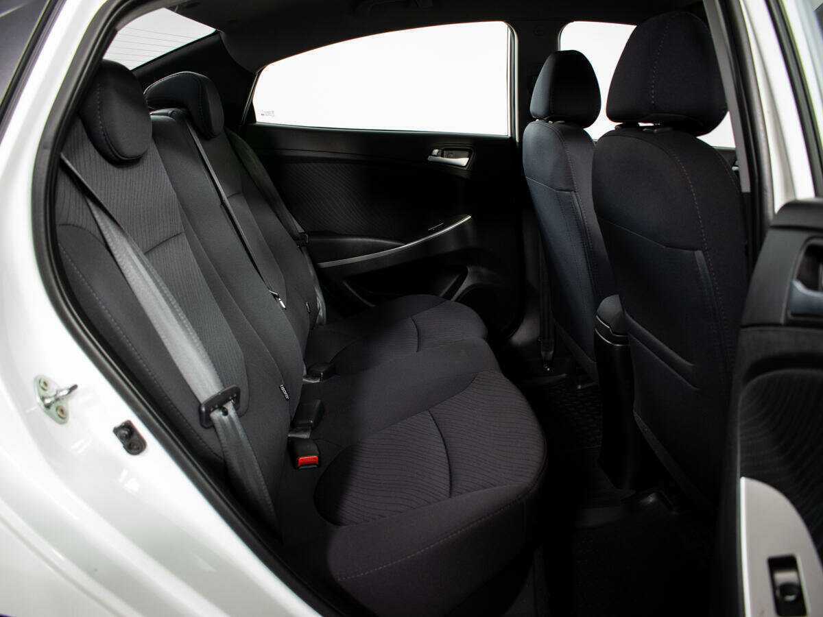 Купить Hyundai Solaris, 2016, 76 800 км.. Фото: #9