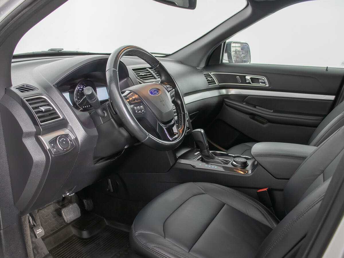 Купить Ford Explorer, 2017, 89 000 км.. Фото: #11