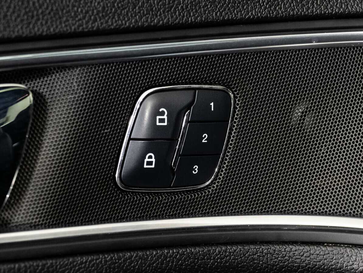 Купить Ford Explorer, 2017, 74 362 км.. Фото: #20