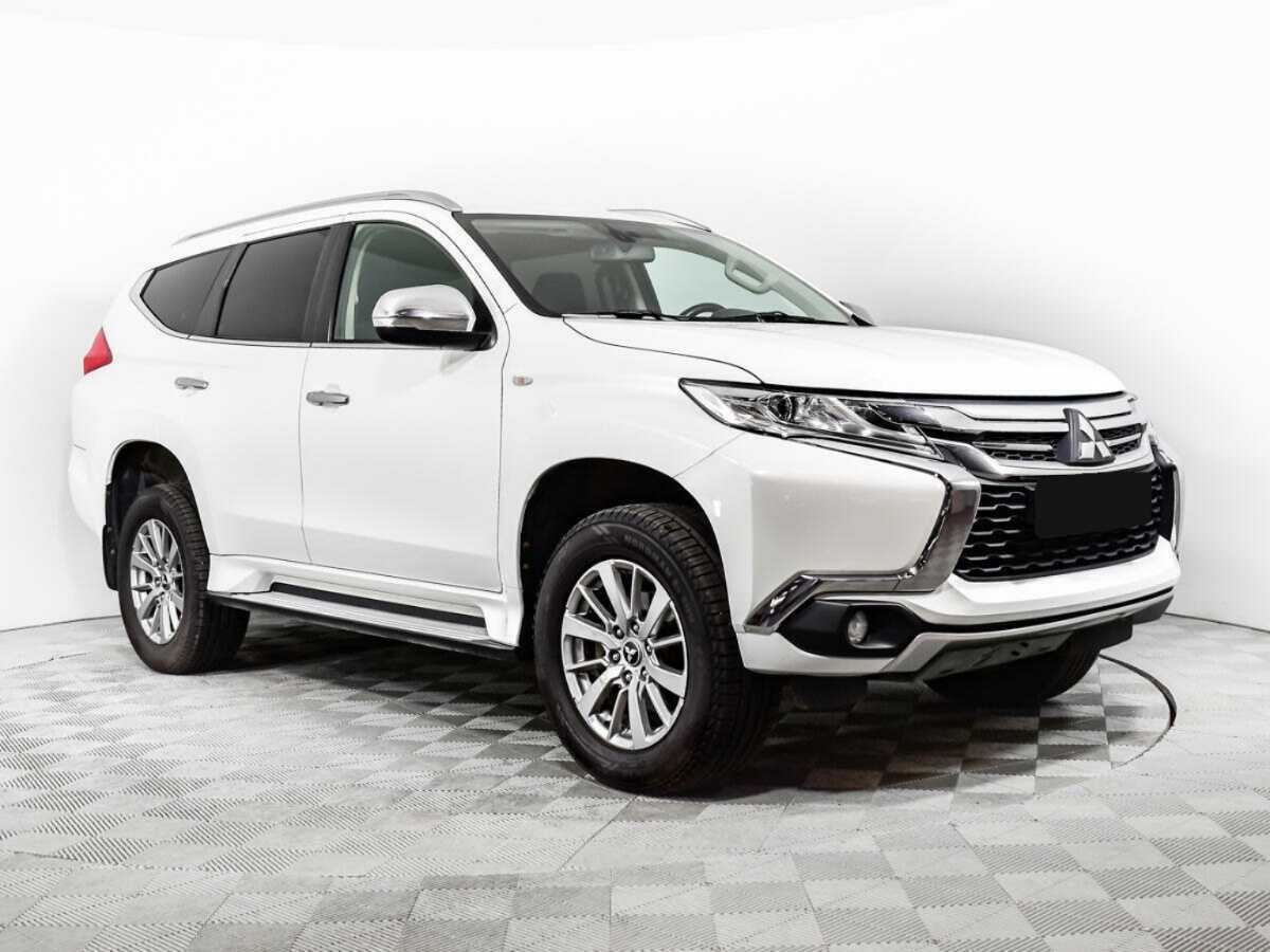 Купить Mitsubishi Pajero Sport, 2017, 127 467 км.. Фото: #2