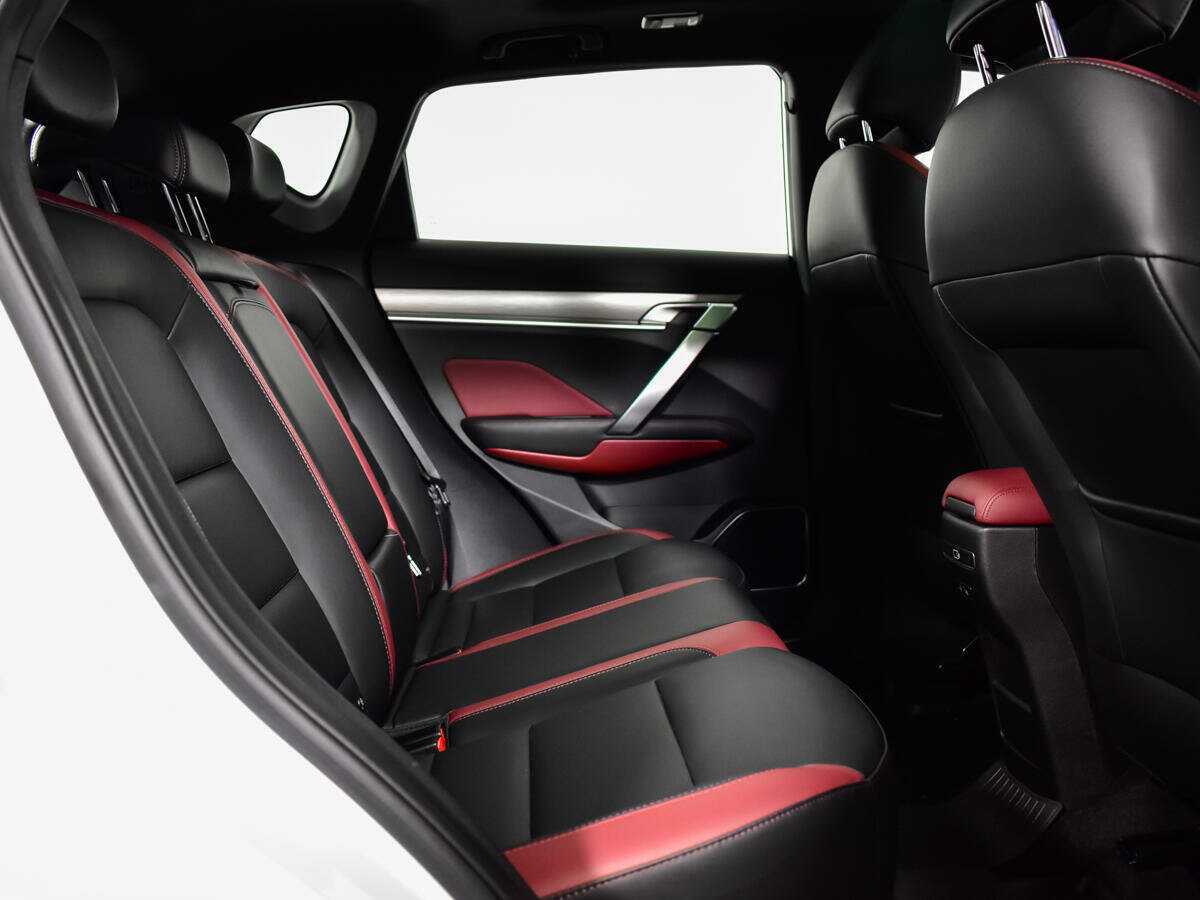 Купить Джили Кулрэй, 2022, 24 072 км.. Фото: #9