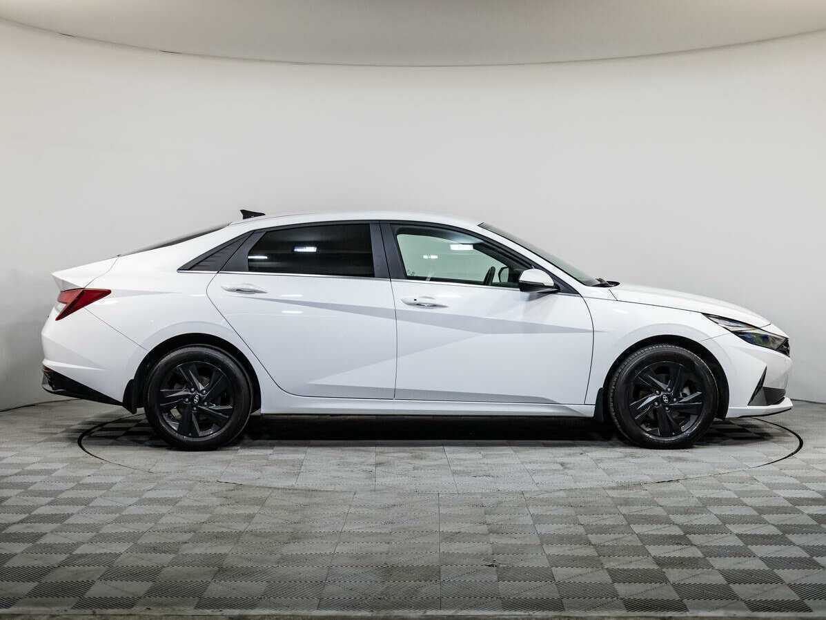 Купить Hyundai Elantra, 2021, 55 478 км.. Фото: #2