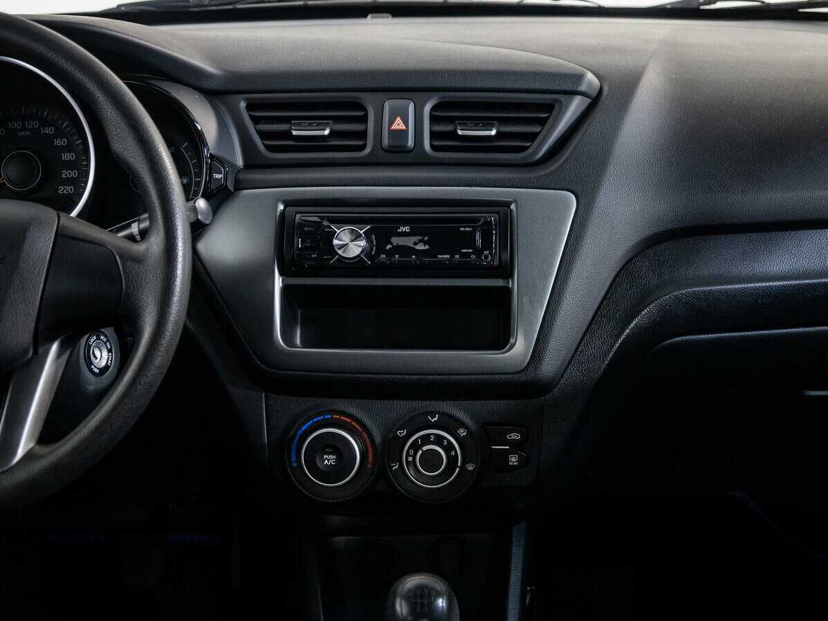 Купить Kia Rio, 2013, 117 358 км.. Фото: #12