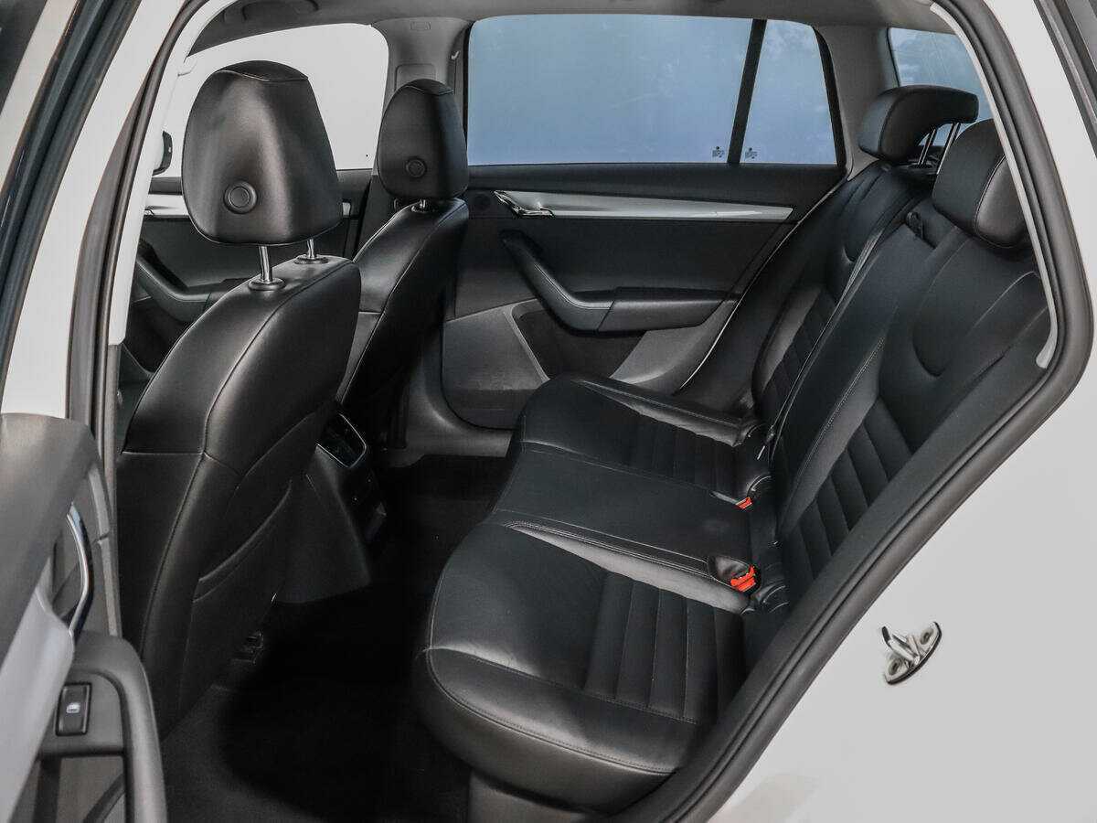 Купить Шкода Октавия, 2015, 189 187 км.. Фото: #9