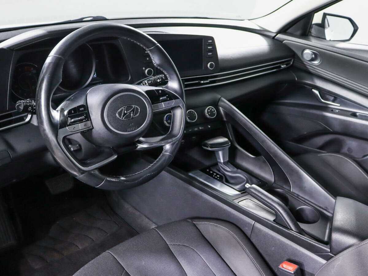 Купить Hyundai Elantra, 2021, 64 564 км.. Фото: #13