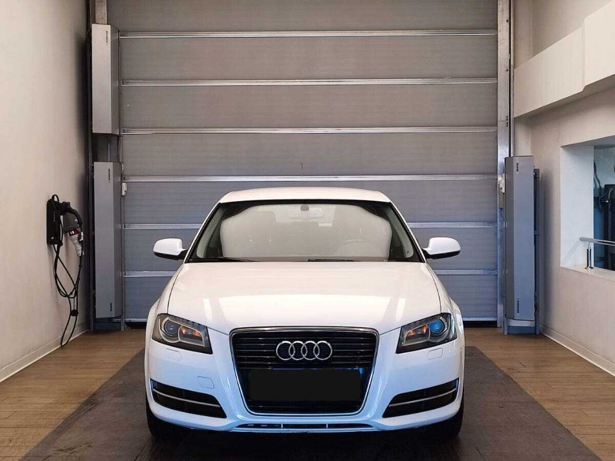 Купить Audi A3, 2012, 136 987 км.. Фото: #1