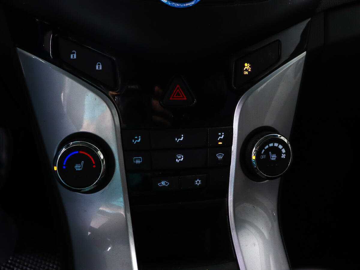 Купить Chevrolet Cruze, 2014, 133 617 км.. Фото: #12