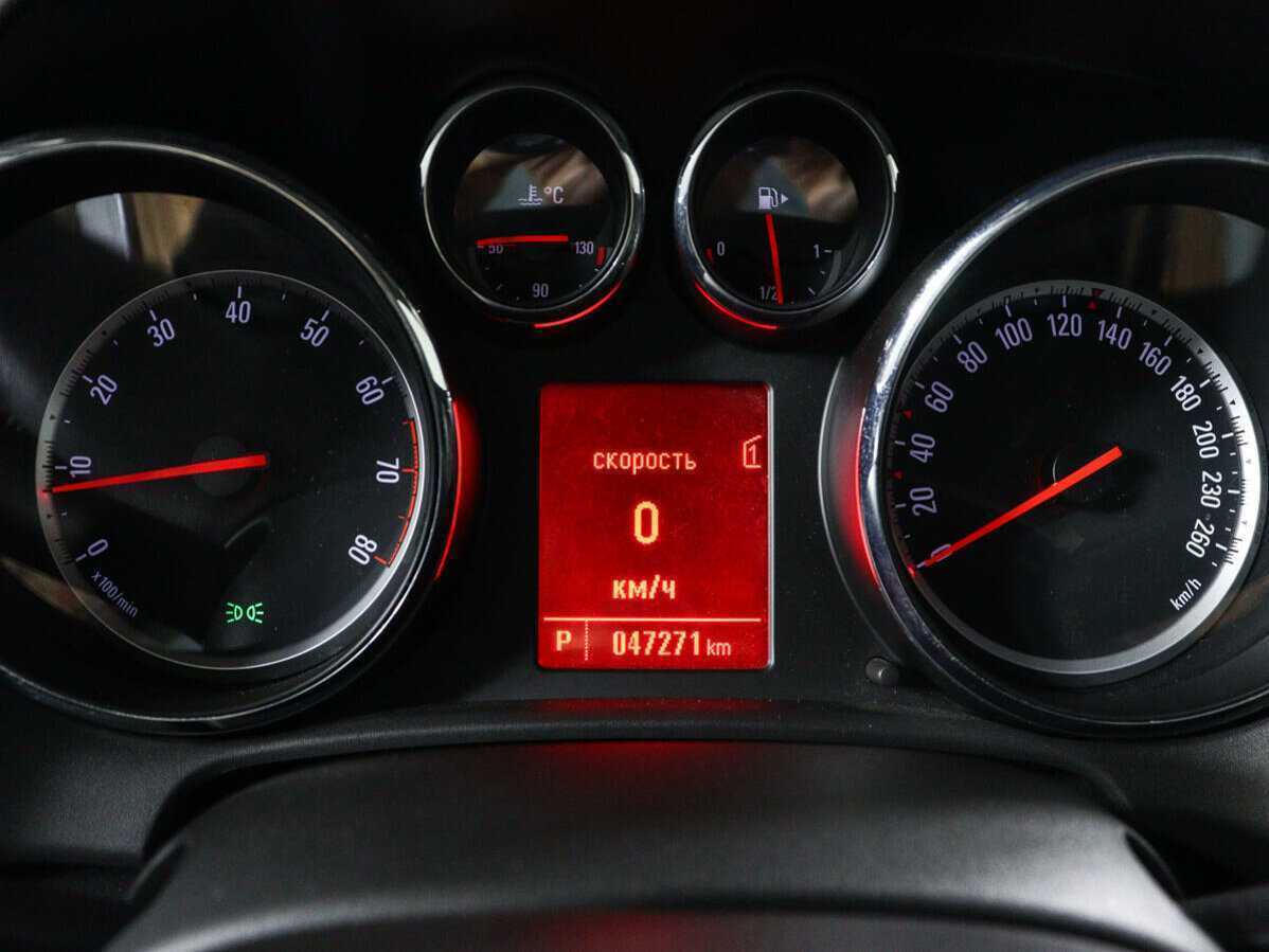 Купить Opel Astra, 2012, 47 270 км.. Фото: #10