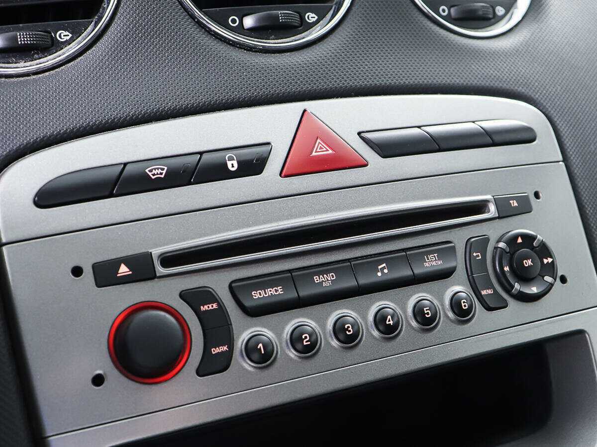 Купить Peugeot 408, 2014, 183 667 км.. Фото: #15