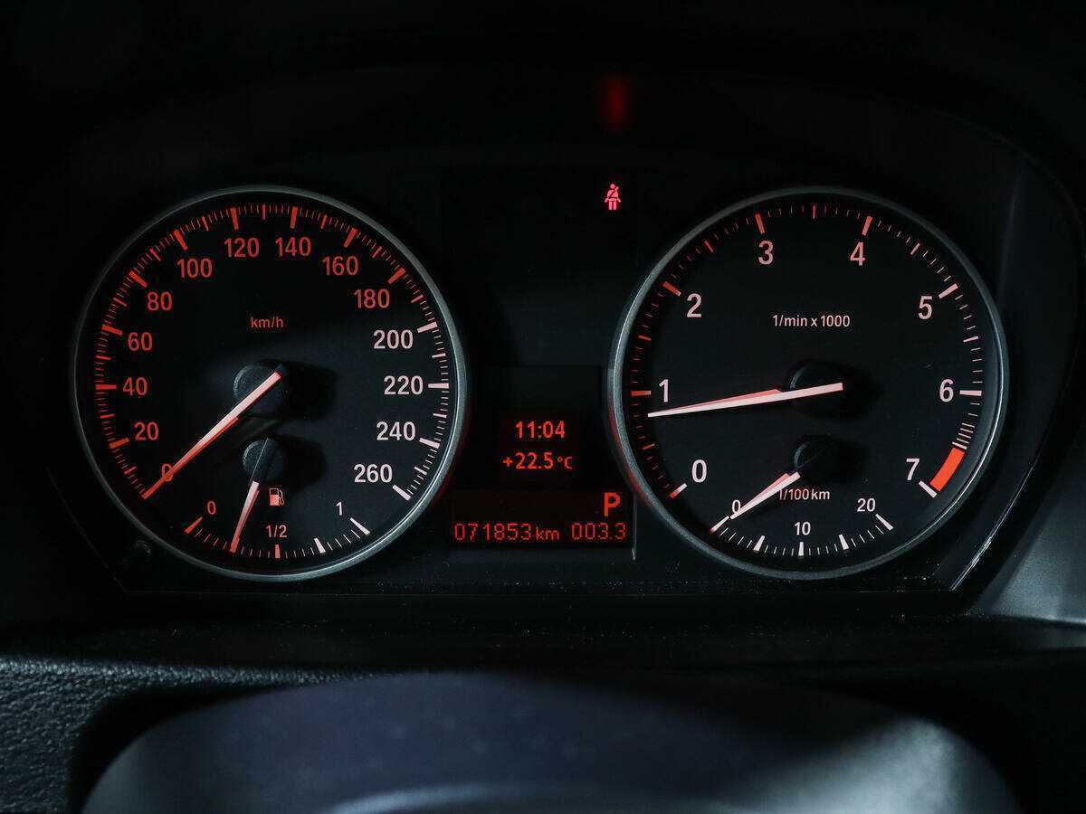 Купить BMW X1, 2012, 71 853 км.. Фото: #9