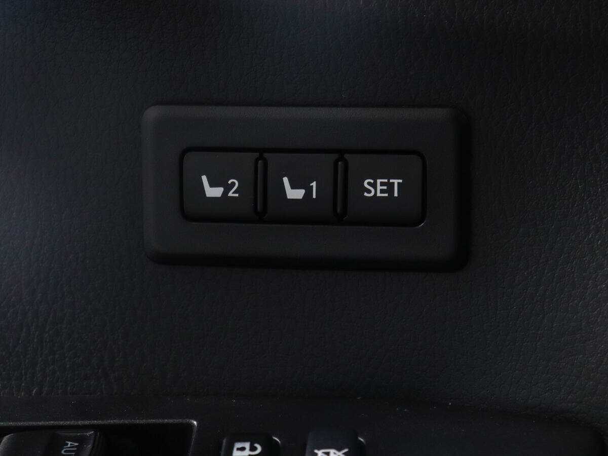 Купить Toyota RAV4, 2017, 94 900 км.. Фото: #12