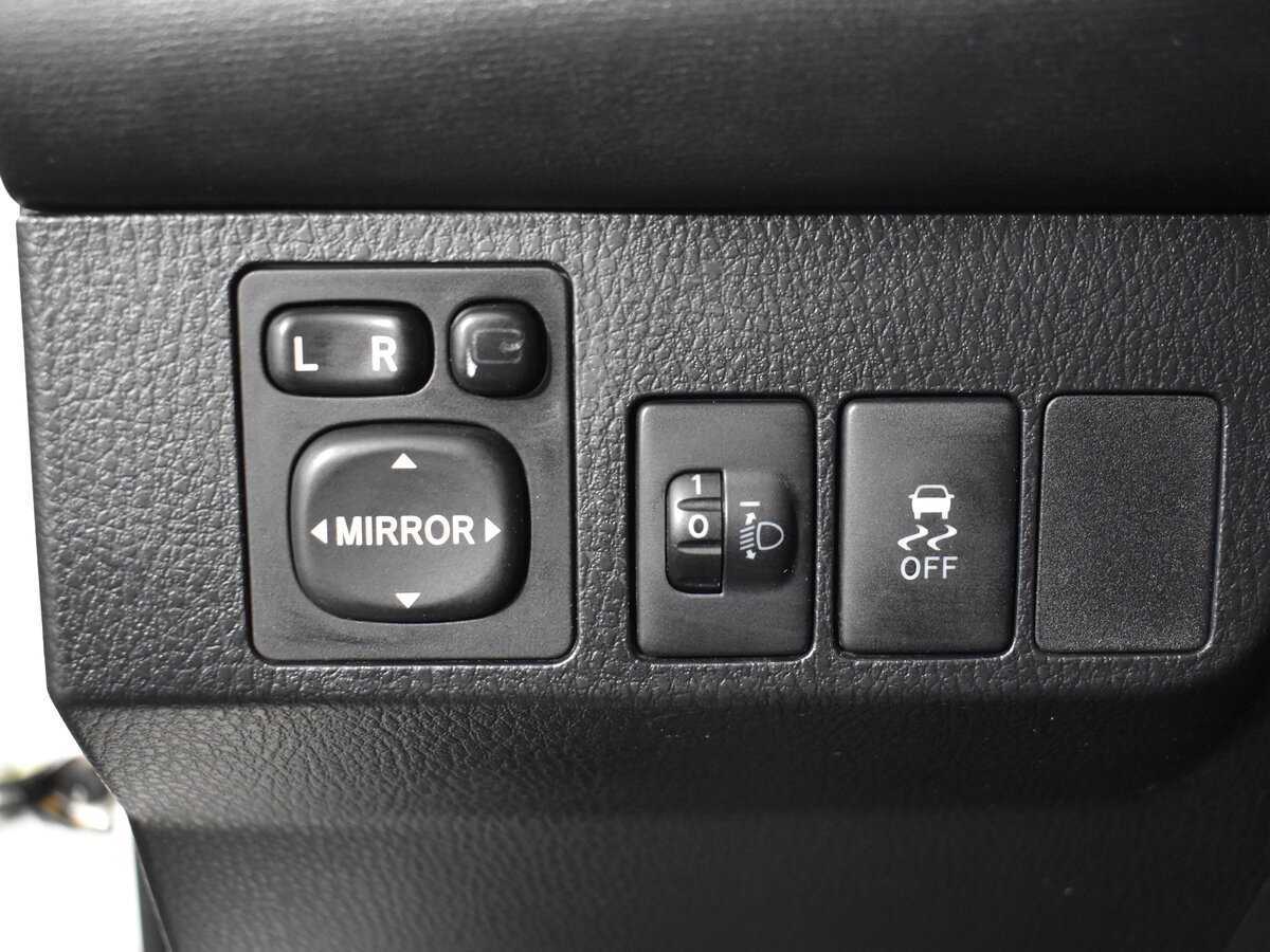 Купить Toyota RAV4, 2015, 144 524 км.. Фото: #8