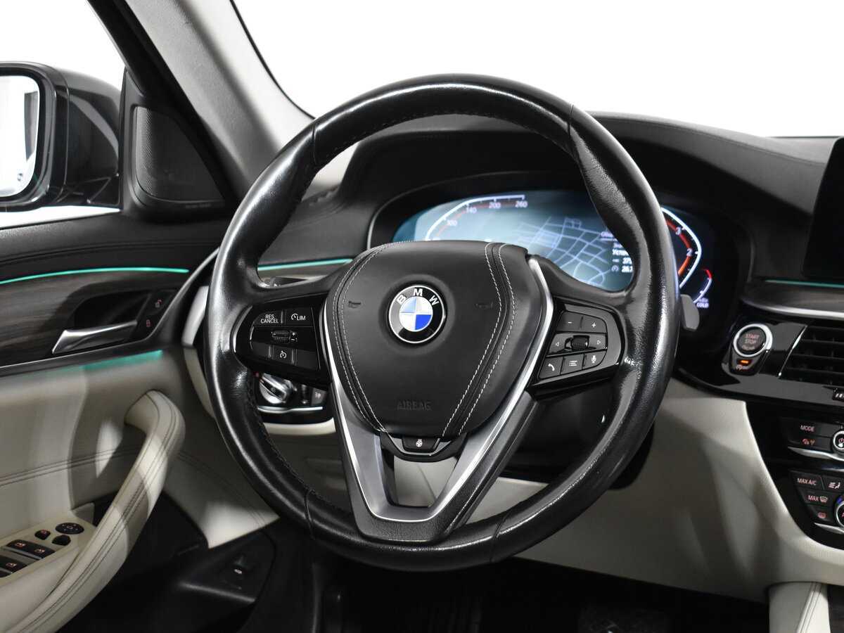 Купить BMW 5 серии, 2019, 166 000 км.. Фото: #15
