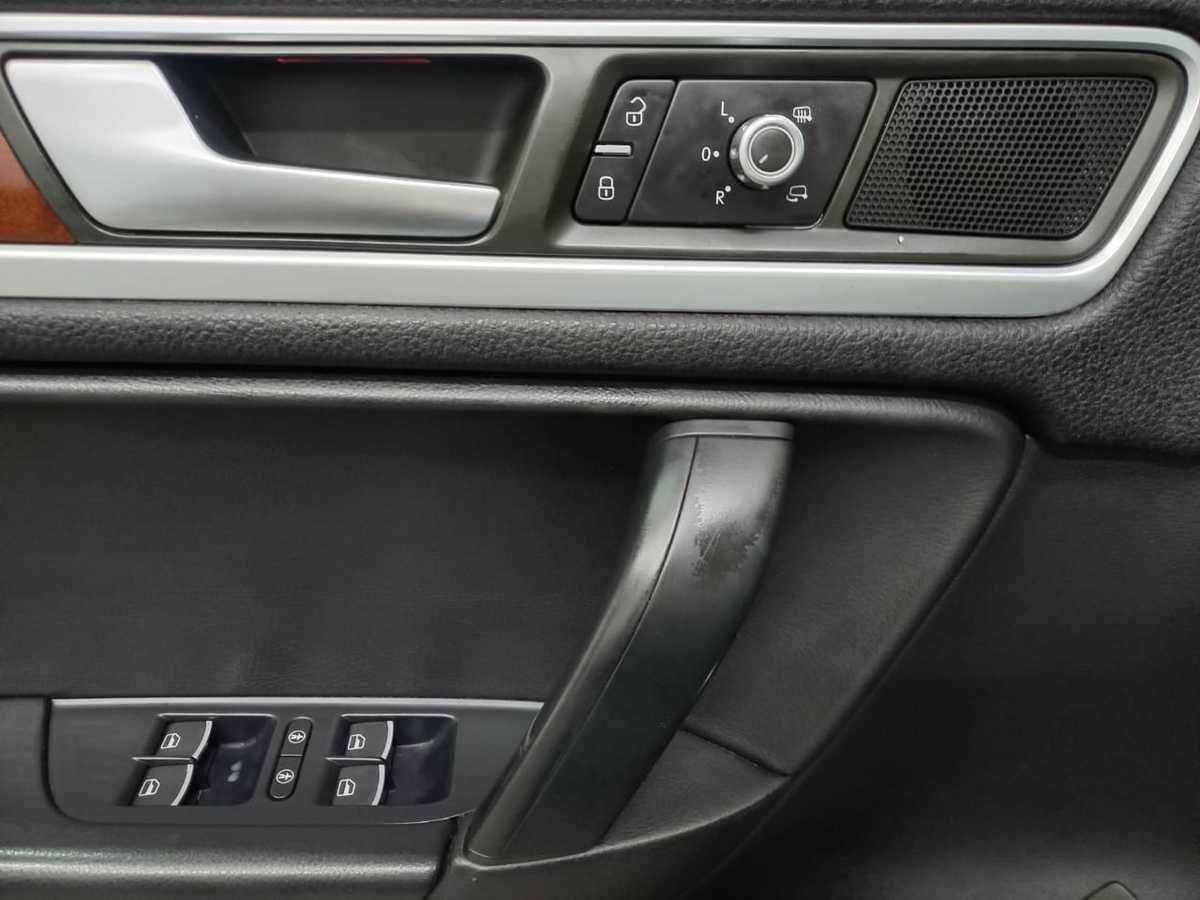 Купить Volkswagen Touareg, 2013, 181 119 км.. Фото: #14