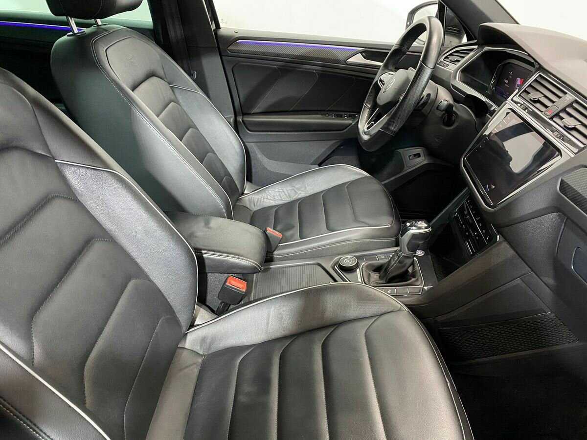 Купить Volkswagen Tiguan, 2021, 67 560 км.. Фото: #9
