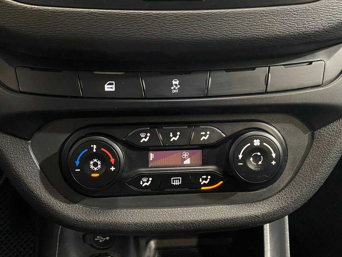 Купить Lada (ВАЗ) Vesta, 2016, 114 825 км.. Фото: #13