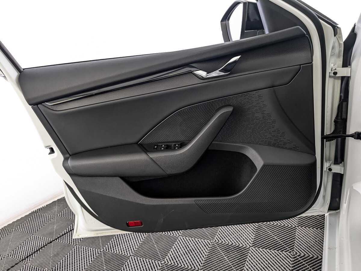 Купить Skoda Octavia, 2021, 50 236 км.. Фото: #13