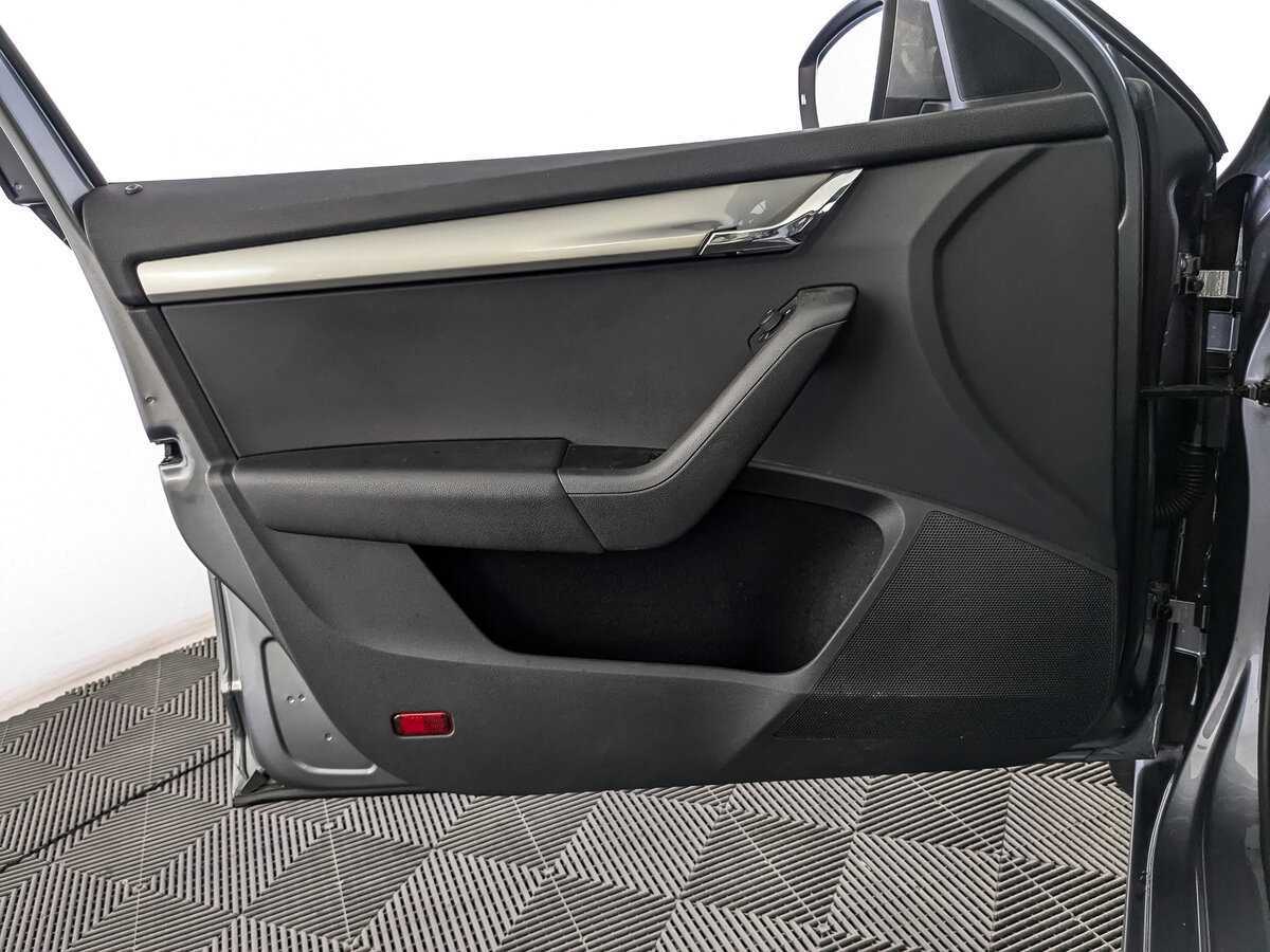 Купить Шкода Октавия, 2015, 66 180 км.. Фото: #14