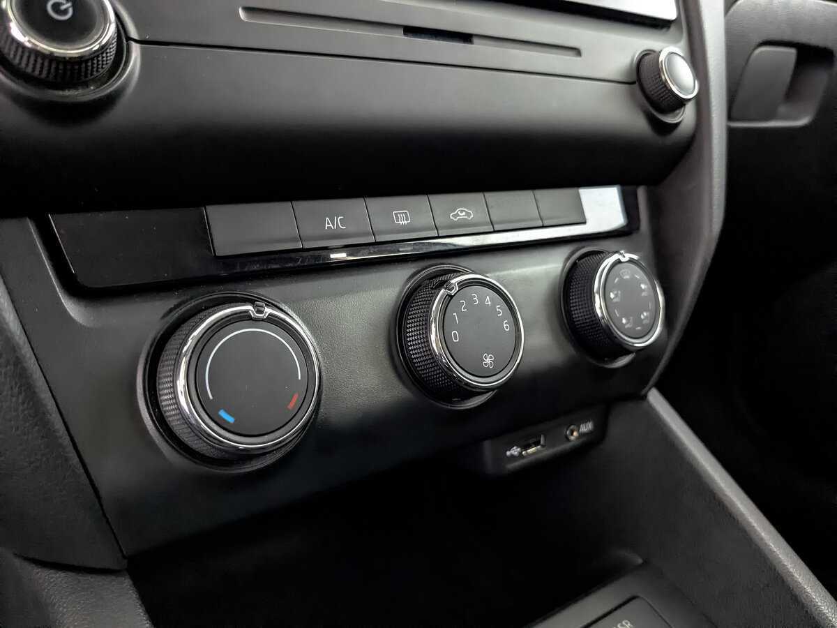 Купить Шкода Октавия, 2015, 66 180 км.. Фото: #16