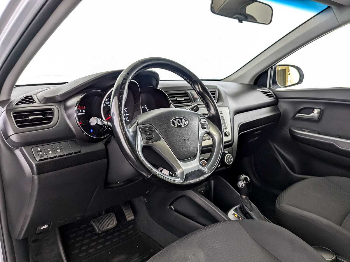 Купить Kia Rio, 2016, 111 223 км.. Фото: #13