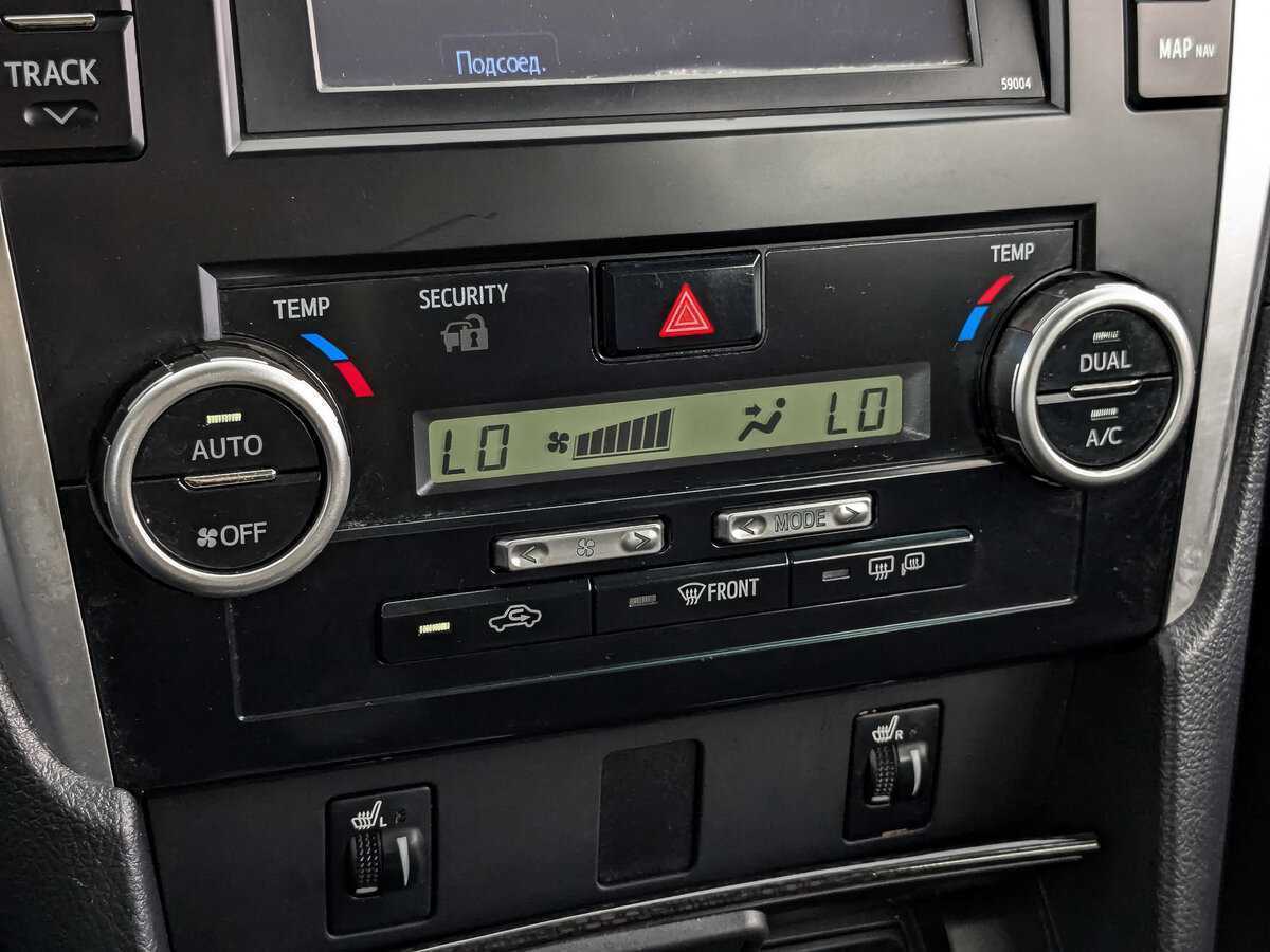 Купить Toyota Camry, 2014, 243 585 км.. Фото: #16