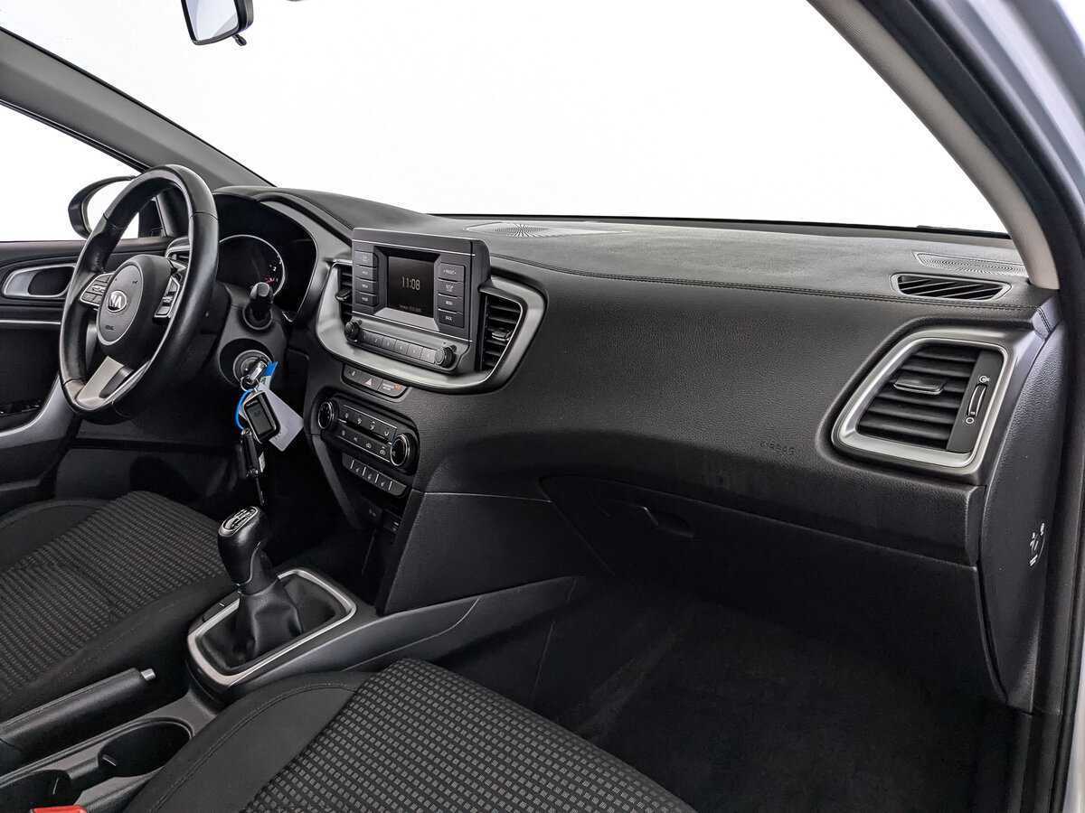 Купить Kia Ceed, 2020, 44 359 км.. Фото: #8