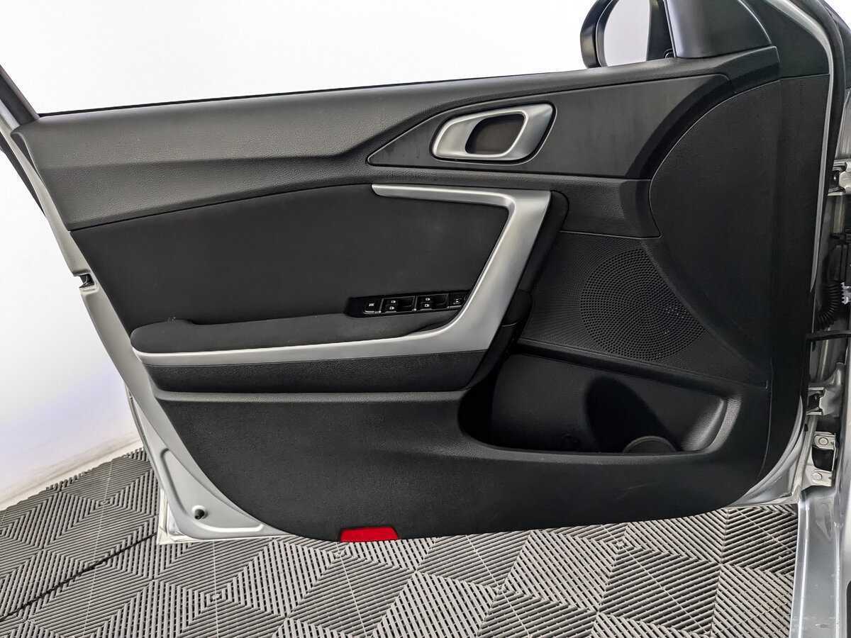 Купить Kia Ceed, 2020, 44 359 км.. Фото: #13