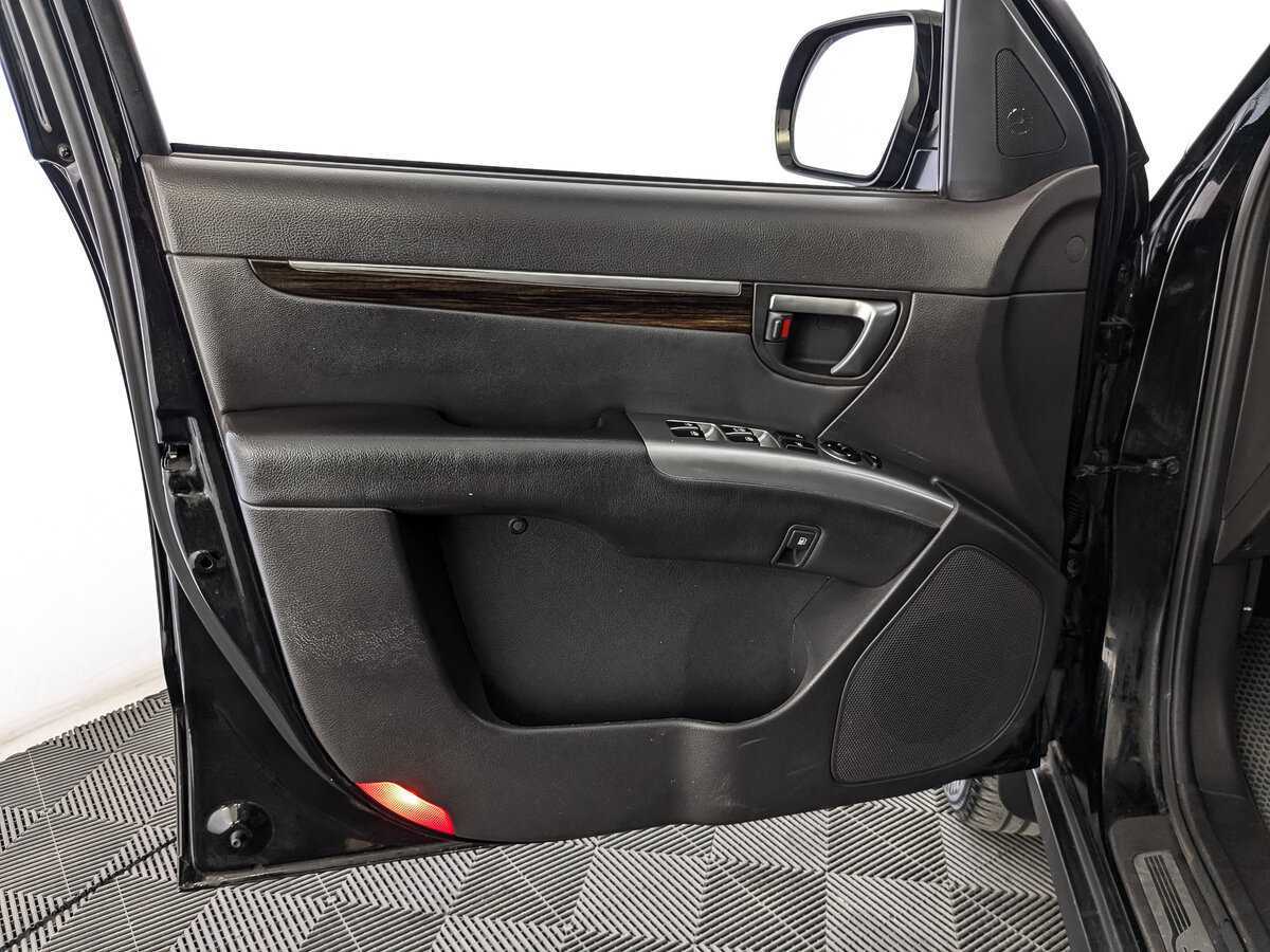 Купить Hyundai Santa Fe, 2012, 121 506 км.. Фото: #14