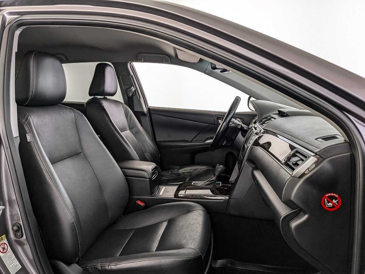 Купить Toyota Camry, 2016, 142 208 км.. Фото: #19