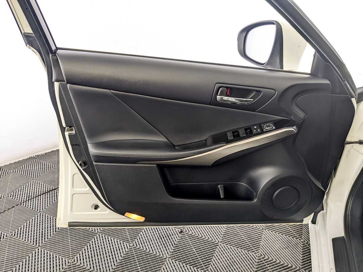 Купить Lexus IS, 2014, 160 878 км.. Фото: #14