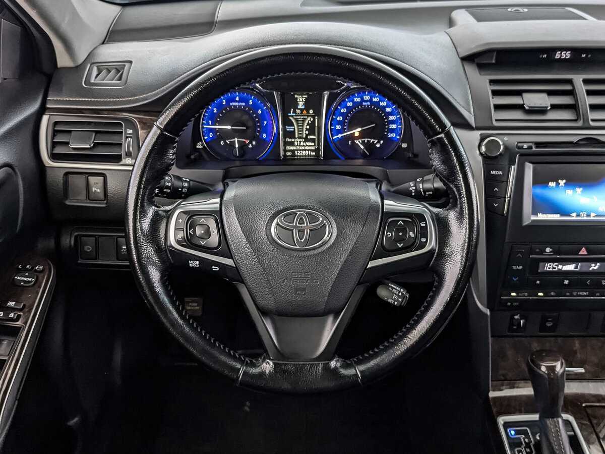 Купить Toyota Camry, 2017, 122 689 км.. Фото: #17