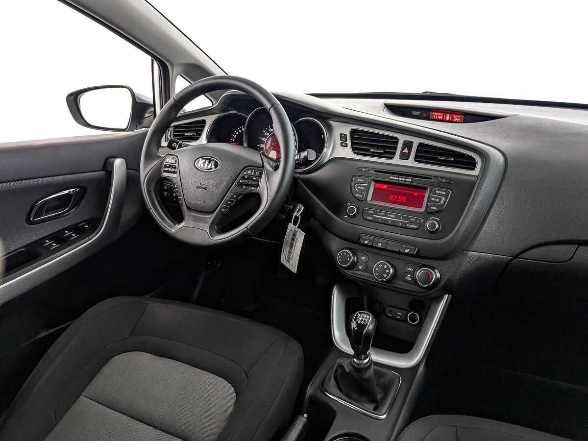 Купить Kia Ceed, 2015, 40 426 км.. Фото: #16